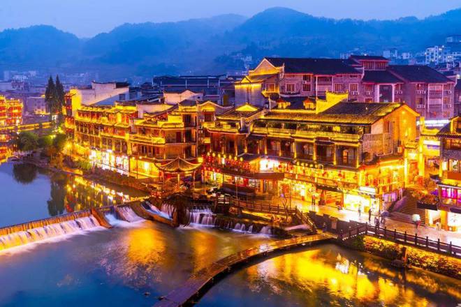 堅持“闖創(chuàng)干”推動文旅產(chǎn)業(yè)高質(zhì)量發(fā)展